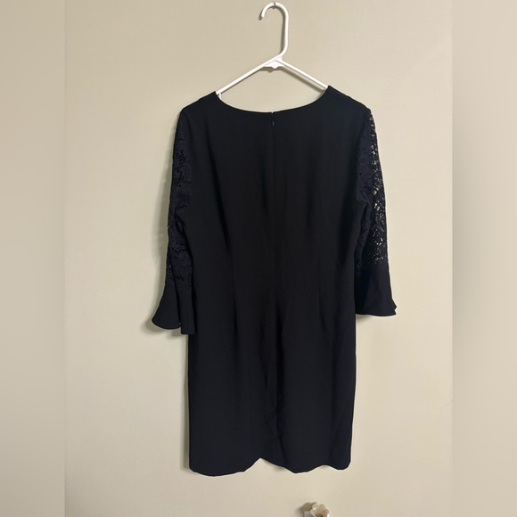 rsvp by TALBOTS Black Shift Dress Size 16P Petite Lace Bell Sleeves - Picture 2 of 7